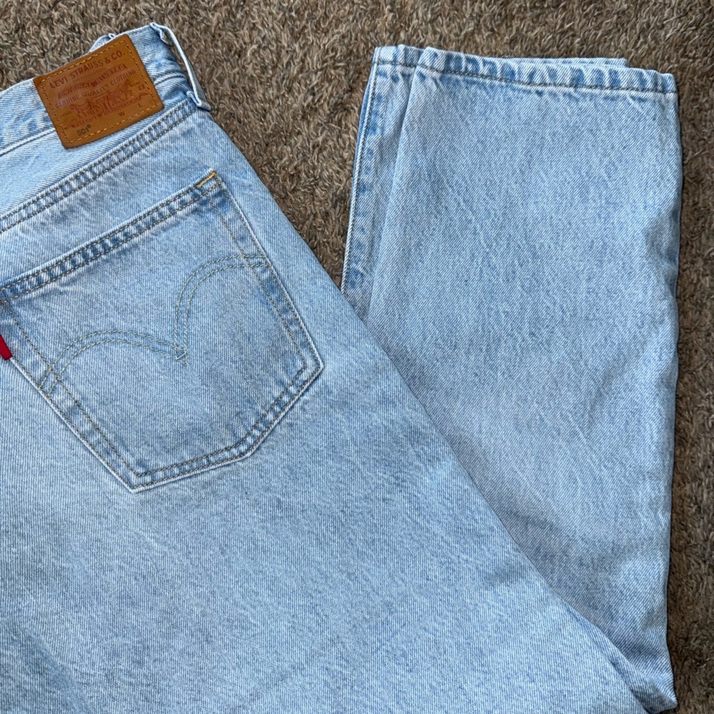 Levi's Light wash womens jeans 501
